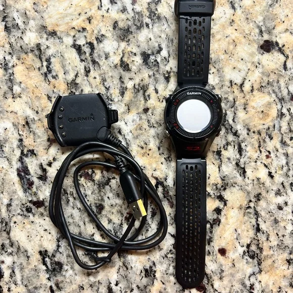 Garmin Approach S2 Black GPS Golf Watch Parts Or Repair - Picture 5 of 5